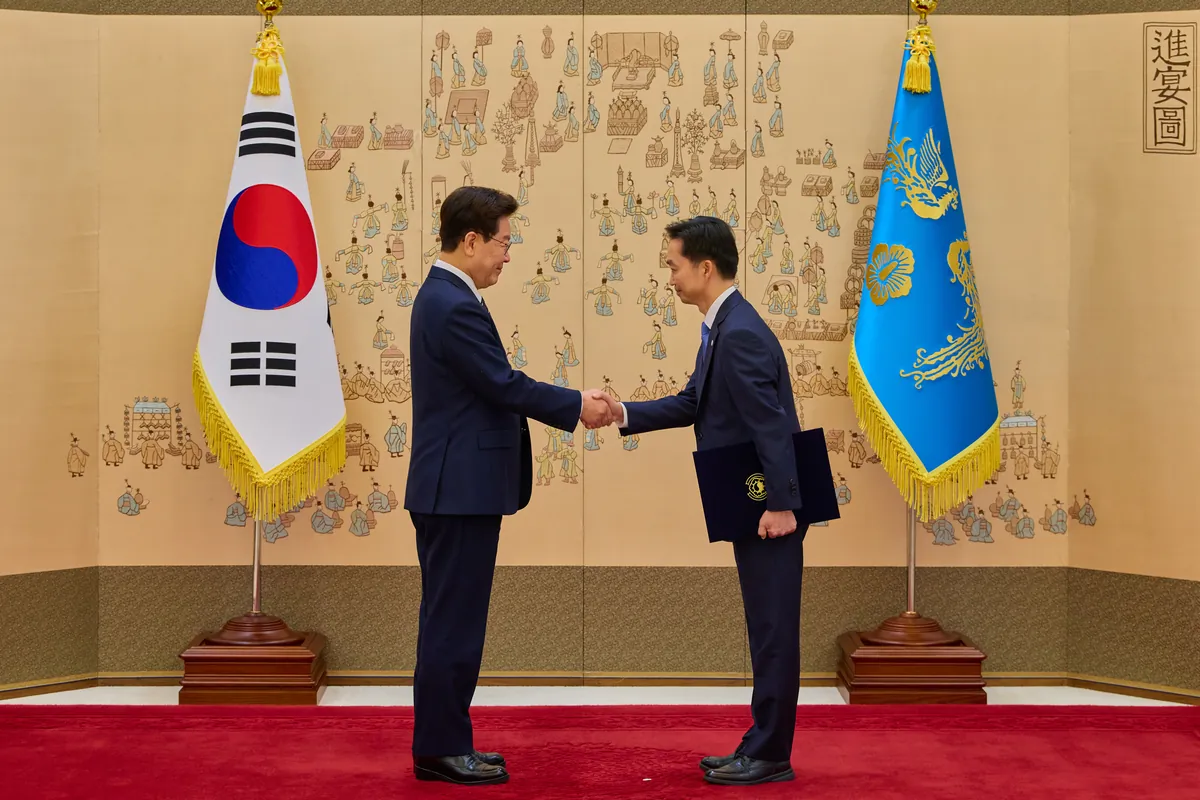 Korea Names New Finance Minister and Anti-Corruption Chief